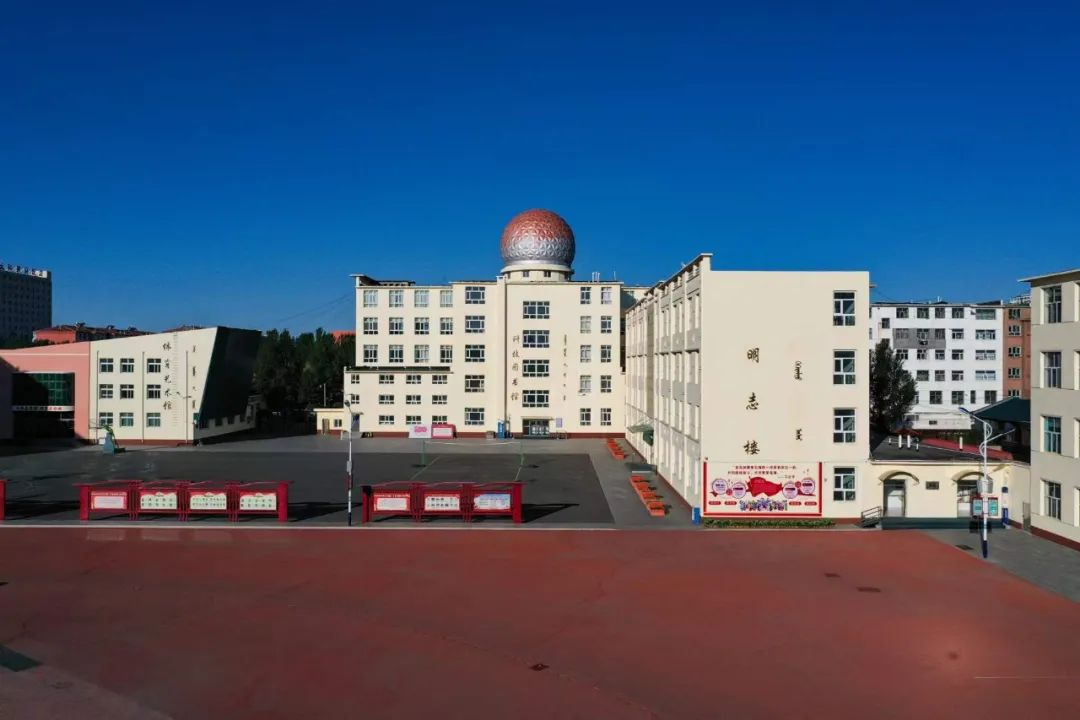 教学楼.png